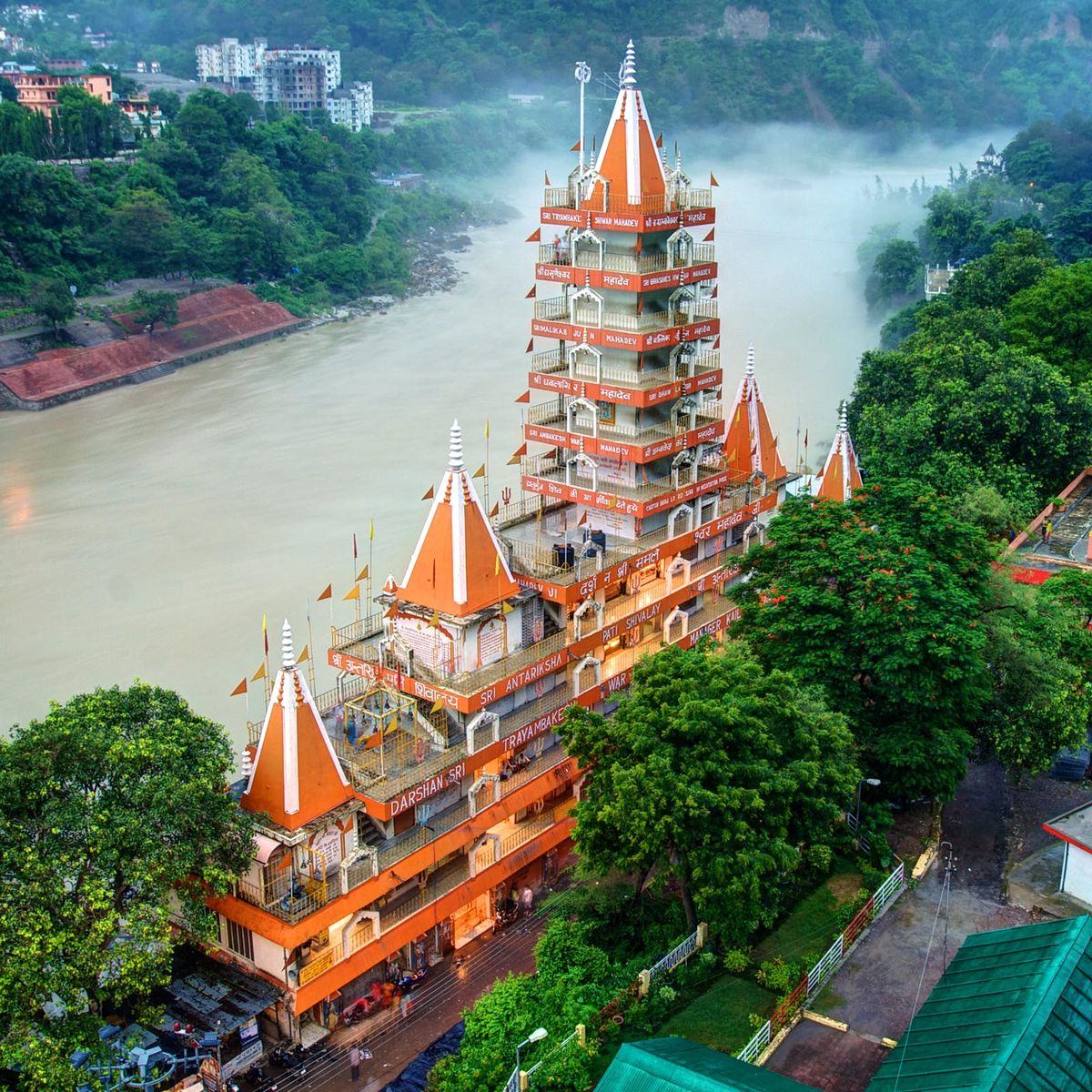 Twin Holy Cities Tour – Haridwar And Rishikesh
